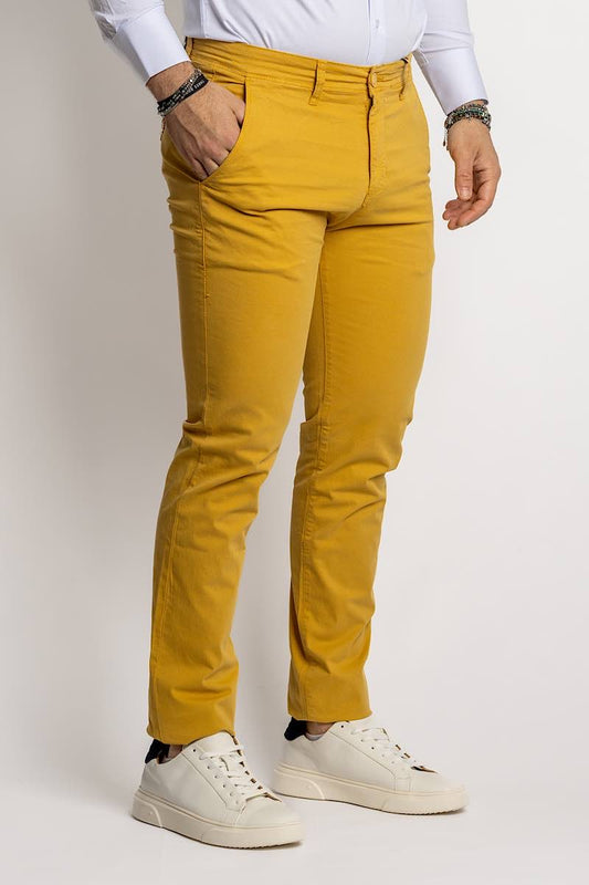 jeans Pantalone modello baggy, carrot fit, balloons, pantaloni regular fit morbidi di gamba, cotone popeline, cotone twill. Pantaloni classici, pantaloni slim fit. pantaloni da spezzato, pantaloni per giacca, pantaloni per uscire, da cerimonia, da eventi, per comunioni, per battesimo, per diciottesimo, pantaloni da battaglia, da lavoro, a poco prezzo, in saldi, nuova collezione estivi. zara, zalando, asos, shen, temu