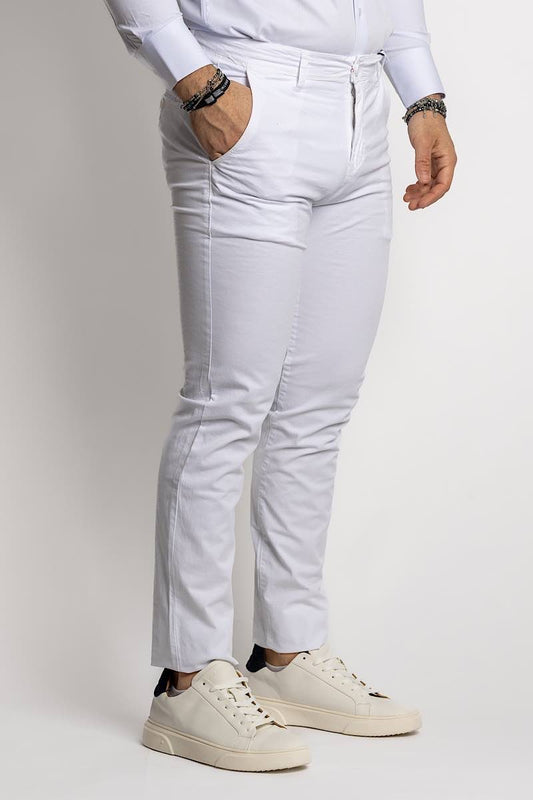 jeans Pantalone modello baggy, carrot fit, balloons, pantaloni regular fit morbidi di gamba, cotone popeline, cotone twill. Pantaloni classici, pantaloni slim fit. pantaloni da spezzato, pantaloni per giacca, pantaloni per uscire, da cerimonia, da eventi, per comunioni, per battesimo, per diciottesimo, pantaloni da battaglia, da lavoro, a poco prezzo, in saldi, nuova collezione estivi. zara, zalando, asos, shen, temu