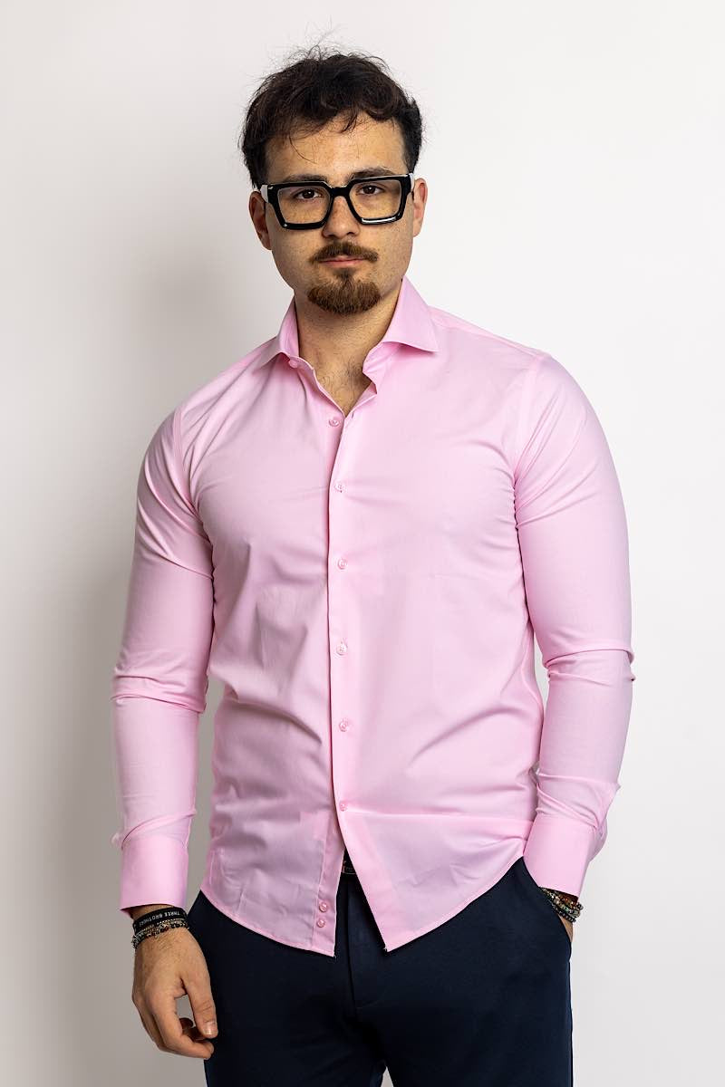 Camicia no stiro, camicia stiro facile, camicia da abito, camicia in cotone leggero. Slim fit, modello aderente, camicia elasticizzata. saldi, prezzi bassi, amazon, asos, zalando. camicia di seta, camicia di lino, camicia di qualità, azzurro, rosa antico, rosa forte, rossa, bianca, nera, blu scuro, celest, grigio perla, azzurro, beige, oro crema. Camicie hugo boss, giorgio armani, ralph laurent, suitsupply