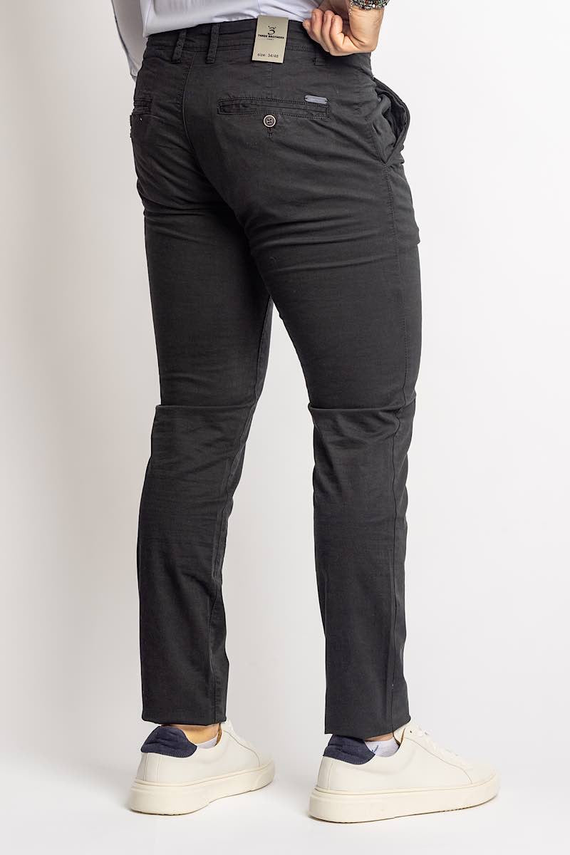 jeans Pantalone modello baggy, carrot fit, balloons, pantaloni regular fit morbidi di gamba, cotone popeline, cotone twill. Pantaloni classici, pantaloni slim fit. pantaloni da spezzato, pantaloni per giacca, pantaloni per uscire, da cerimonia, da eventi, per comunioni, per battesimo, per diciottesimo, pantaloni da battaglia, da lavoro, a poco prezzo, in saldi, nuova collezione estivi. zara, zalando, asos, shen, temu