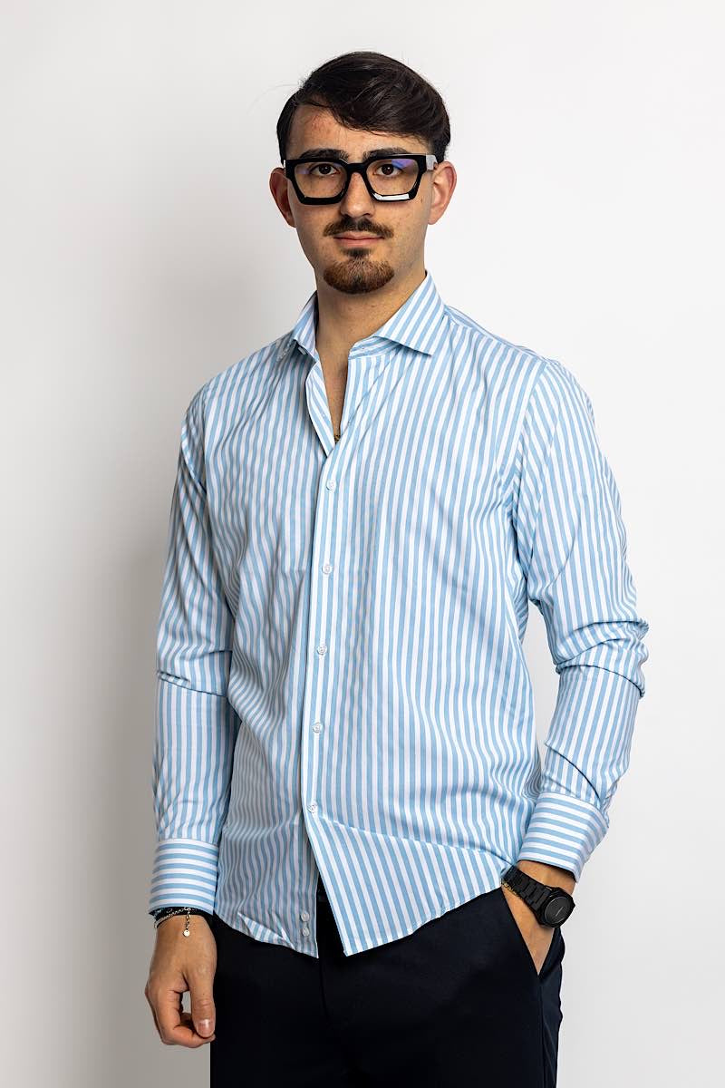 Camicia no stiro, camicia stiro facile, camicia da abito, camicia in cotone leggero. Slim fit, modello aderente, camicia elasticizzata. saldi, prezzi bassi, amazon, asos, zalando. camicia di seta, camicia di lino, camicia di qualità, azzurro, rosa antico, rosa forte, rossa, bianca, nera, blu scuro, celest, grigio perla, azzurro, beige, oro crema. Camicie hugo boss, giorgio armani, ralph laurent, suitsupply, rigata, mille righe, camicia fantasia, a strisce