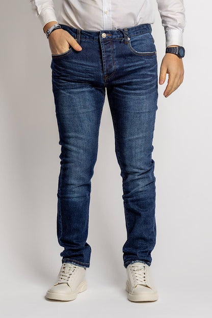 jeans Pantalone modello baggy, carrot fit, balloons, pantaloni regular fit morbidi di gamba, cotone popeline, cotone twill. Pantaloni classici, pantaloni slim fit. pantaloni da spezzato, pantaloni per giacca, pantaloni per uscire, da cerimonia, da eventi, per comunioni, per battesimo, per diciottesimo, pantaloni da battaglia, da lavoro, a poco prezzo, in saldi, nuova collezione estivi. zara, zalando, asos, shen, temu