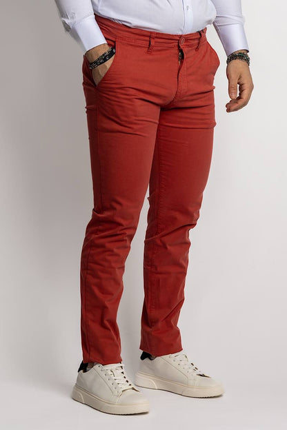 jeans Pantalone modello baggy, carrot fit, balloons, pantaloni regular fit morbidi di gamba, cotone popeline, cotone twill. Pantaloni classici, pantaloni slim fit. pantaloni da spezzato, pantaloni per giacca, pantaloni per uscire, da cerimonia, da eventi, per comunioni, per battesimo, per diciottesimo, pantaloni da battaglia, da lavoro, a poco prezzo, in saldi, nuova collezione estivi. zara, zalando, asos, shen, temu