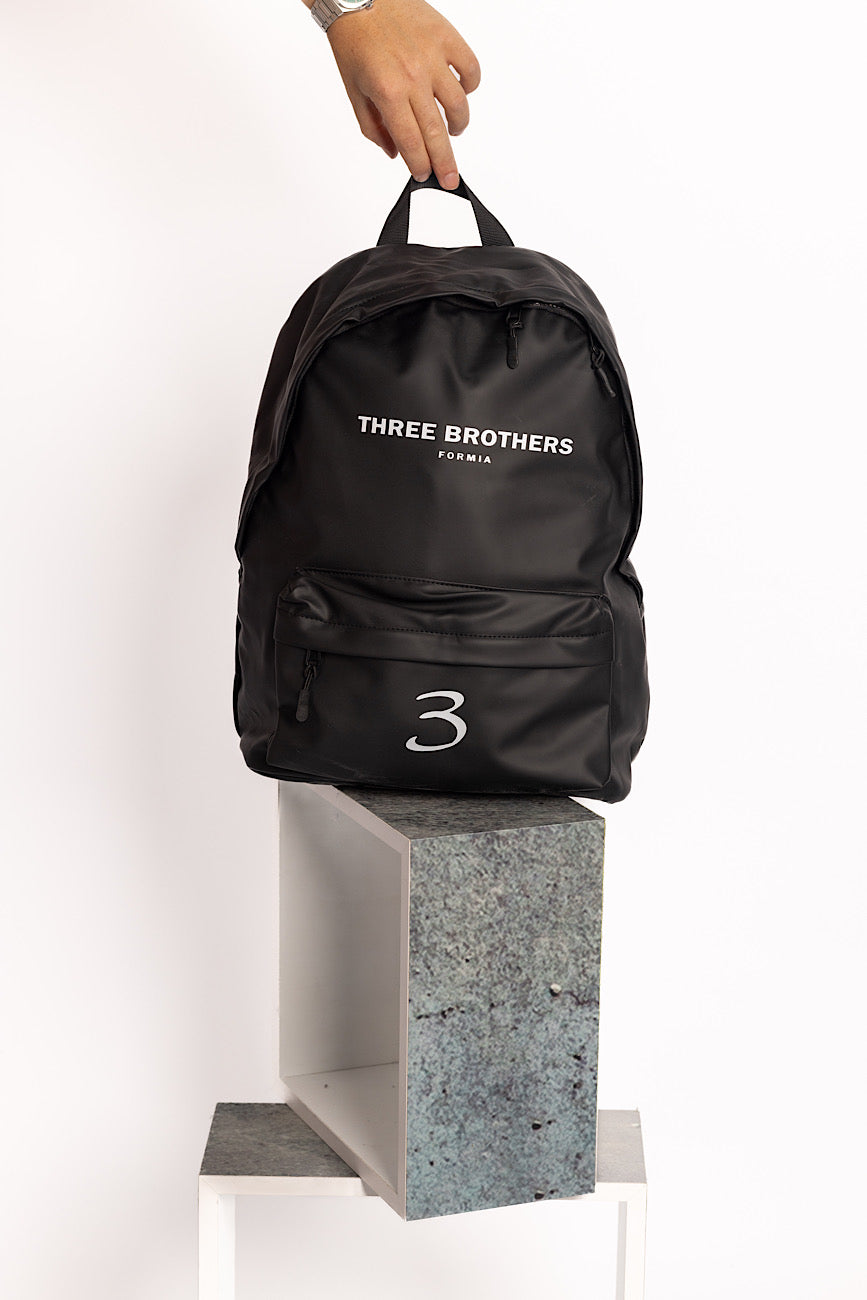Lo zaino THREE BROTHERS Edizione limitata Astral Blvck Bag THREE BROTHERS