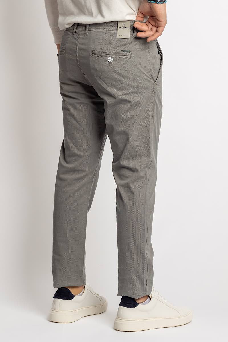 jeans Pantalone modello baggy, carrot fit, balloons, pantaloni regular fit morbidi di gamba, cotone popeline, cotone twill. Pantaloni classici, pantaloni slim fit. pantaloni da spezzato, pantaloni per giacca, pantaloni per uscire, da cerimonia, da eventi, per comunioni, per battesimo, per diciottesimo, pantaloni da battaglia, da lavoro, a poco prezzo, in saldi, nuova collezione estivi. zara, zalando, asos, shen, temu skinny, slim