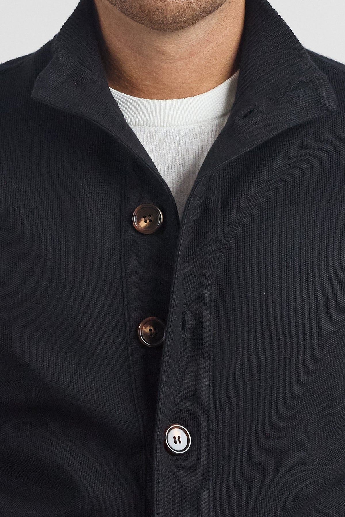 Cardigan Bottoni e Tasche 251069 | Nero