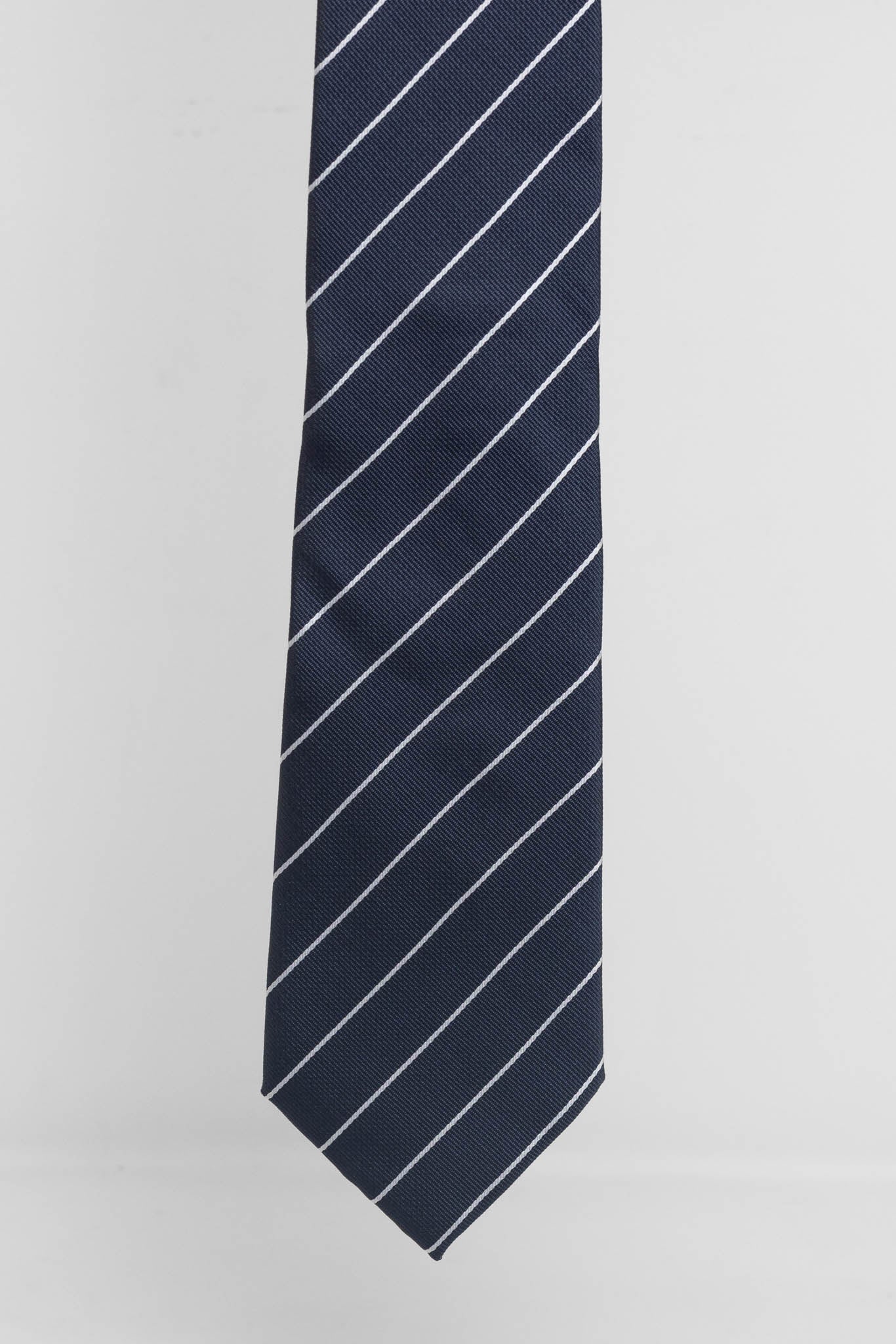 Cravatta Tre Pieghe Regimental Thin Fondo Blu Riga Bianca | 2 Per €20