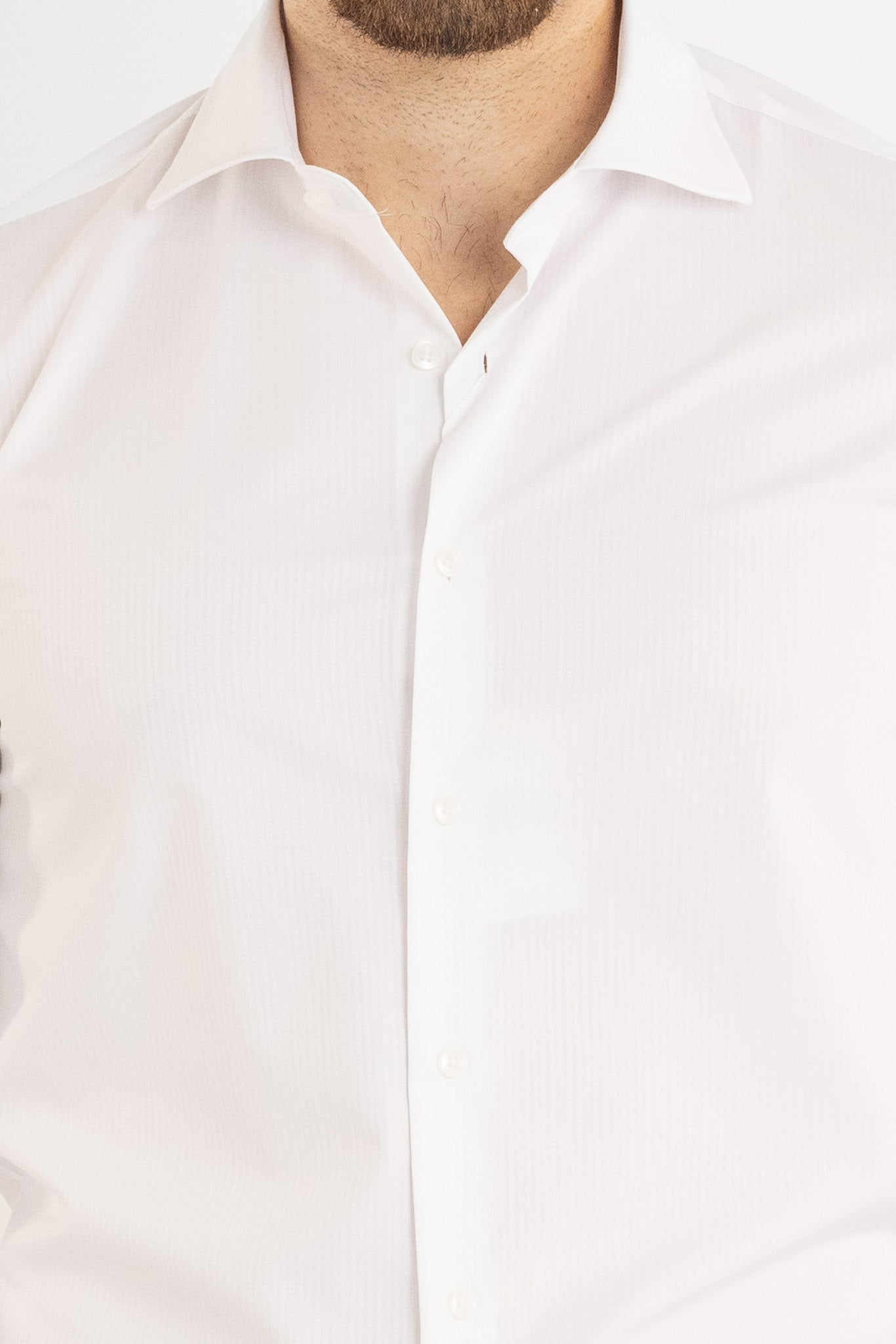 Chemise slim fit à double torsion infroissable avec rayures assorties 5185 | Blanche