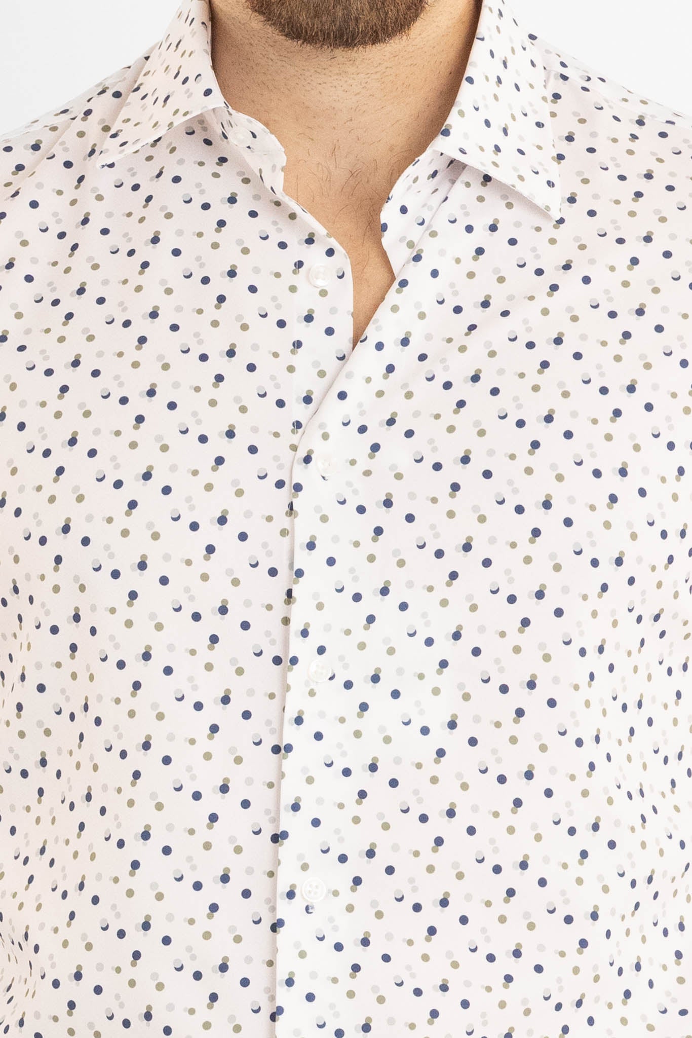 Chemise Active sans repassage, coupe ajustée, à pois bleus et verts | 24/7