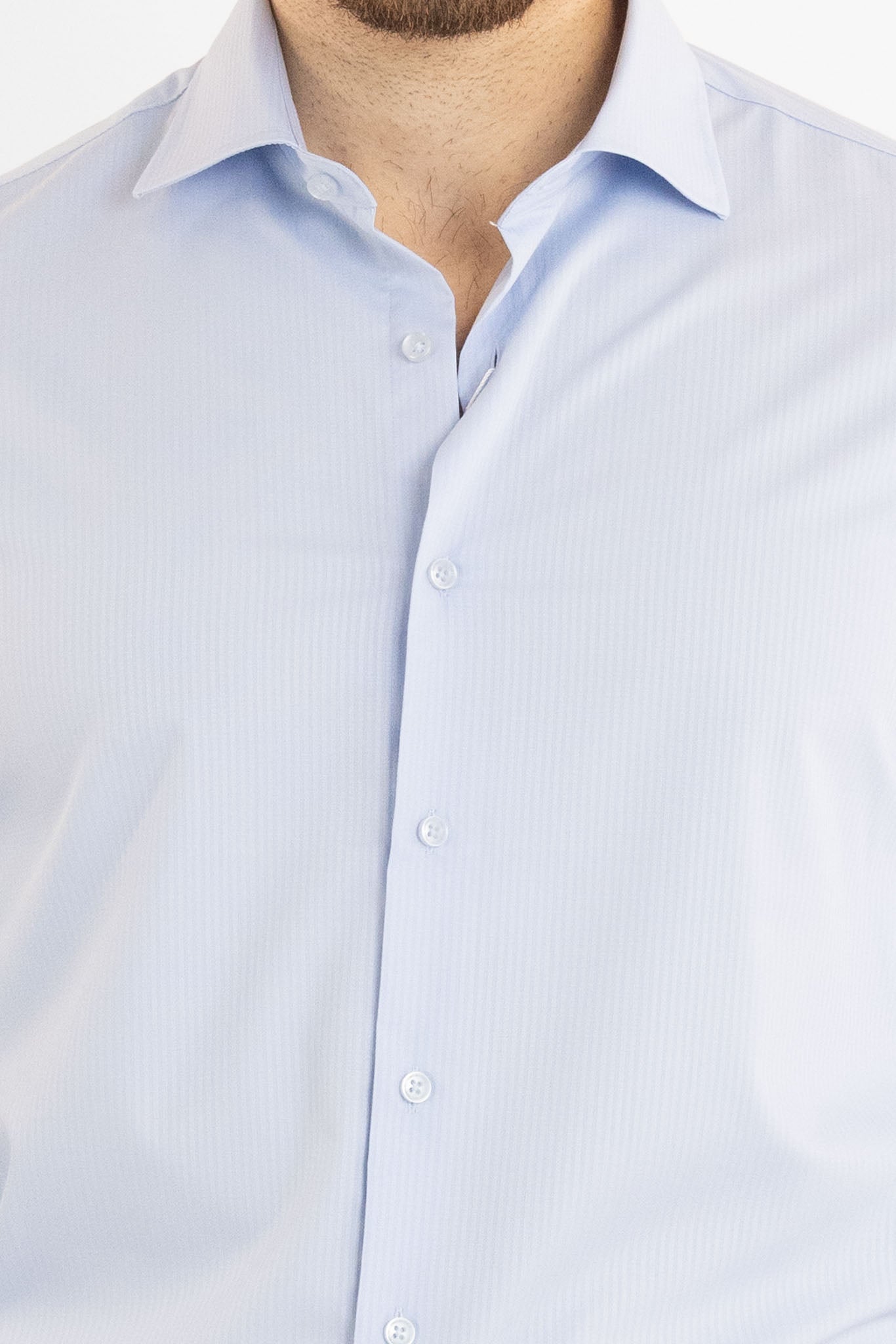 Chemise slim fit à double torsion infroissable avec rayures assorties 5185 | Bleu clair