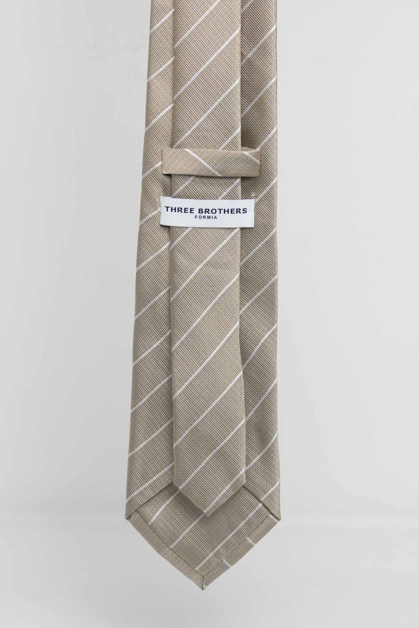 Cravatta Tre Pieghe Regimental Thin Fondo Beige Riga Bianca | 2 Per €20