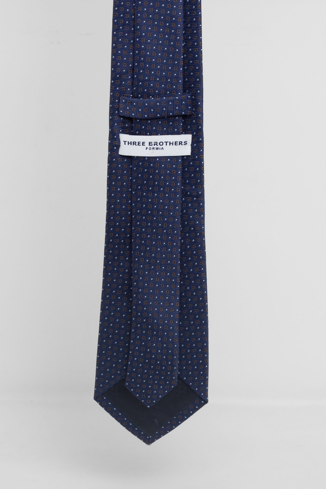 Cravatta Tre Pieghe Fondo Blu Quadratini Marroni | 2 Per €20