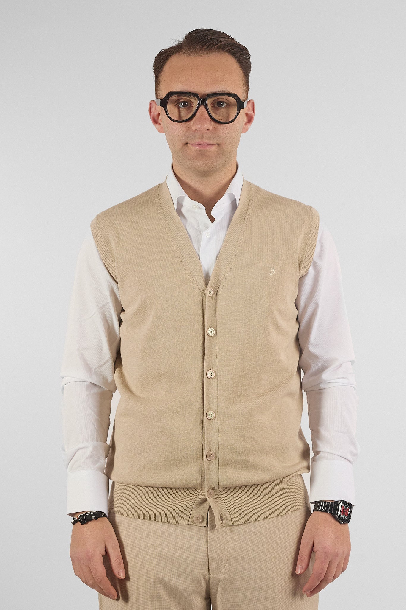 Gilet a V con Bottoni Basic di Cotone 1109 | 2 per €50 | Biege 45