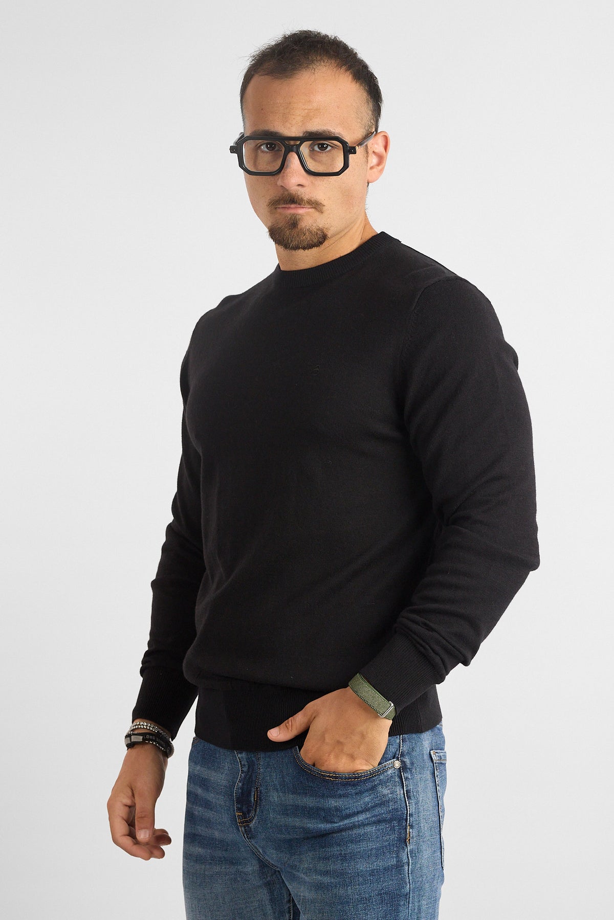 Pullover Girocollo Cashmere Blend 251036 | 2 per €60 | Nero